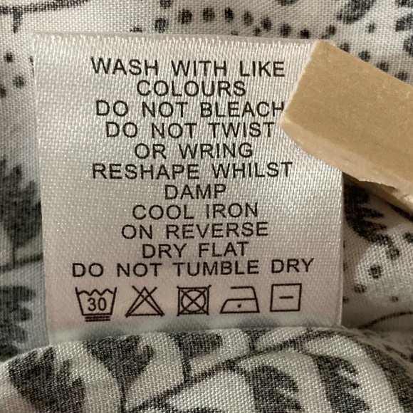 Ethyl Clothing Float On Pant - Stockton | Pilazzo Pant | Petal Hem | Wide Waist - Picture 12 of 15